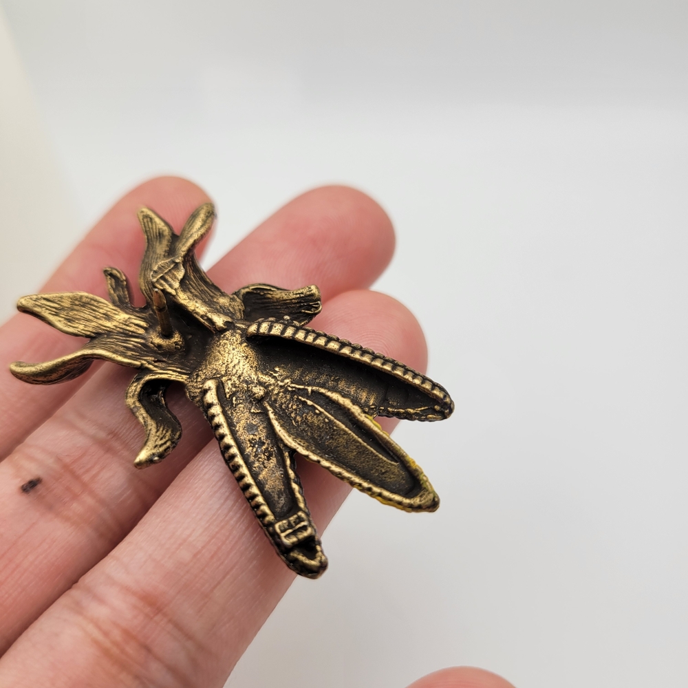 One-of-a-Kind Multicolor Corn Cob Lapel Pin - Picture 5 of 7